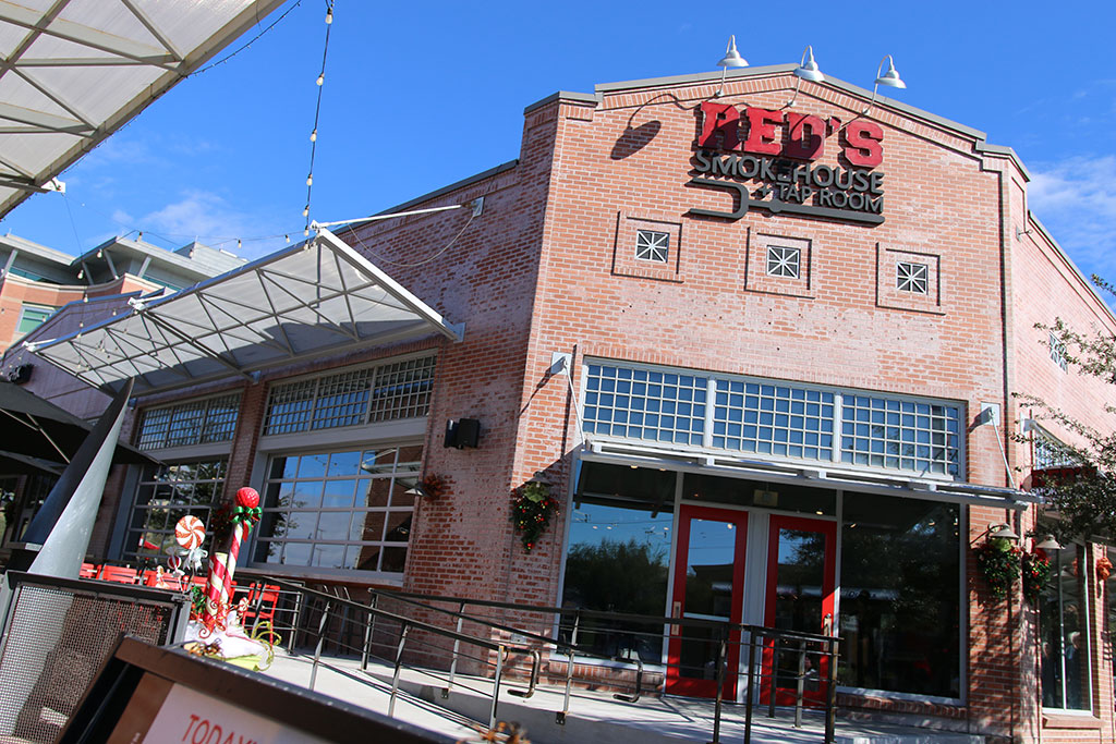 Red's Smokehouse + Tap Room facade (Credit: Adam Lehrman)