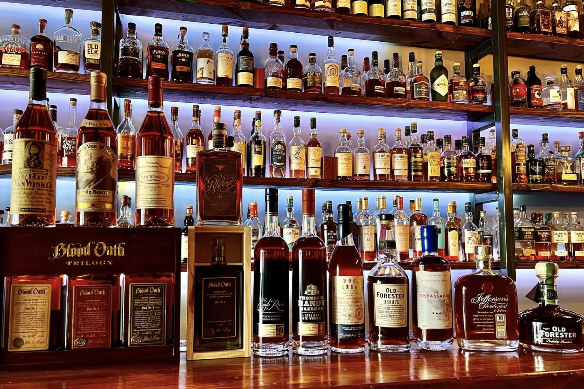 Batch Cafe & Bar