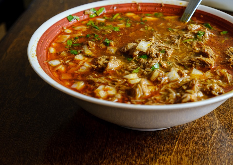 Plato de Birria at Carnitas La Yoca