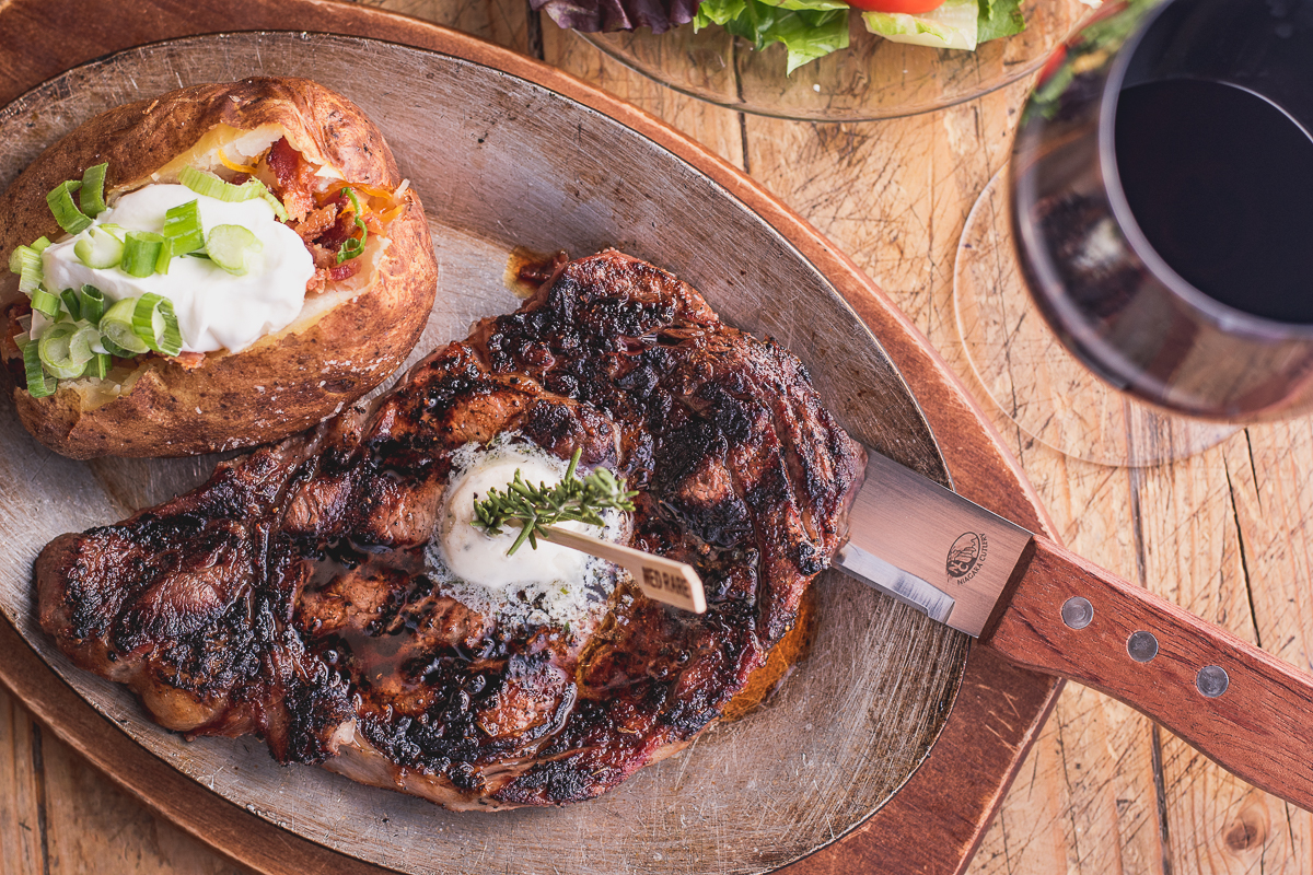 Rib Eye Steak and Loaded Baked Potato at the Horseshoe Grill (Credit: Jackie Tran)