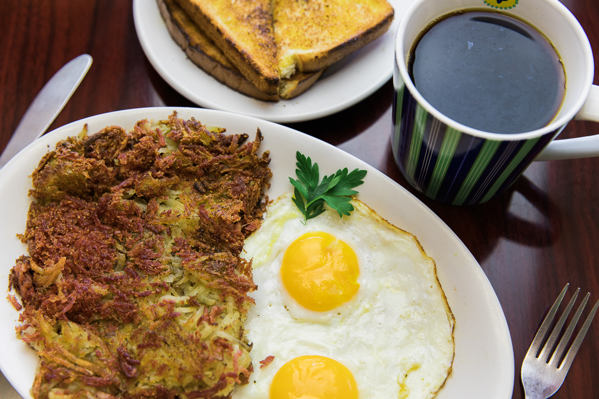 Eggs, hash browns, toaste, and coffee at Sarnoff Cafe (Credit: Taylor Noel Photography)