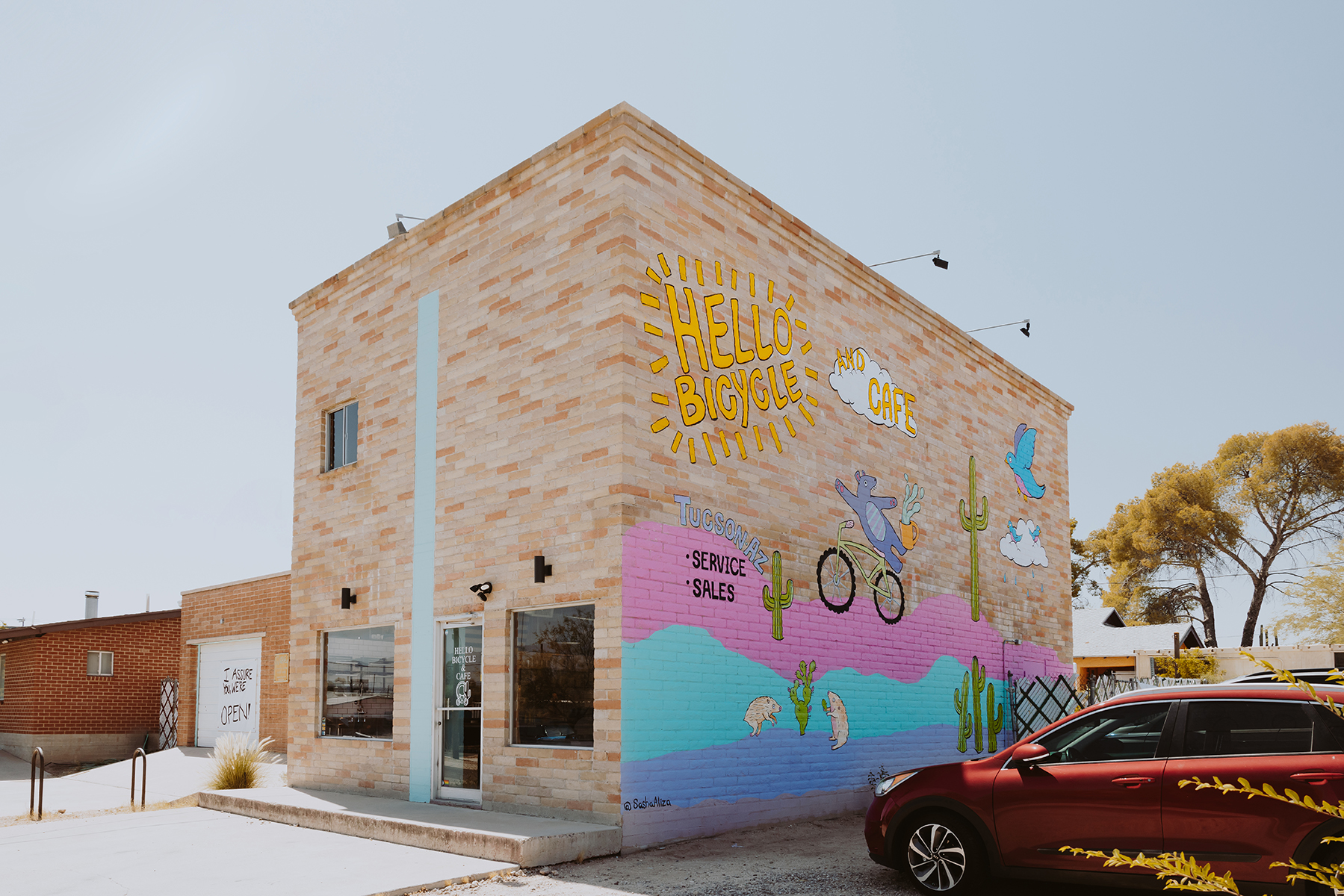 Hello Bicycle and Cafe