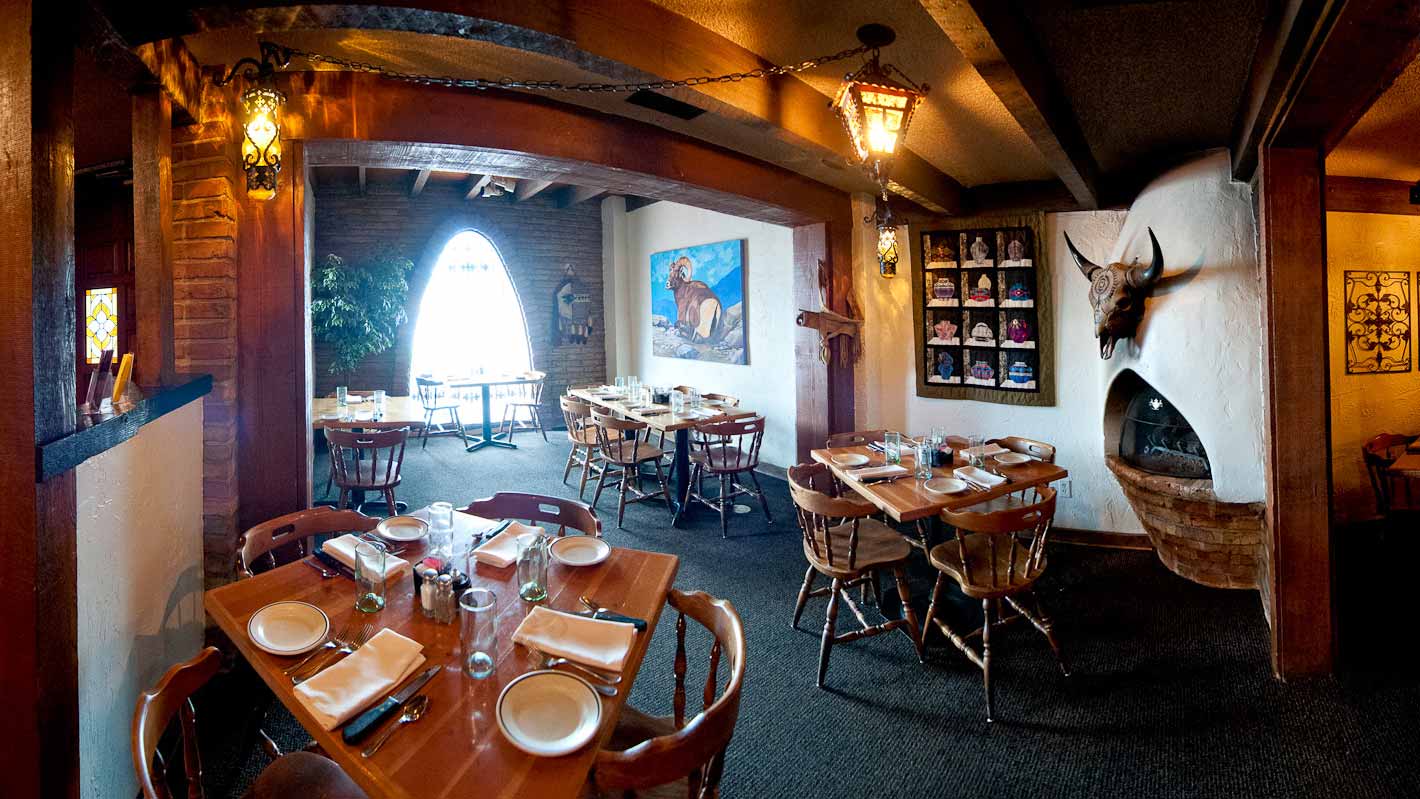 Interior to Jonathan's Cork (Credit: Alexander Landeen)