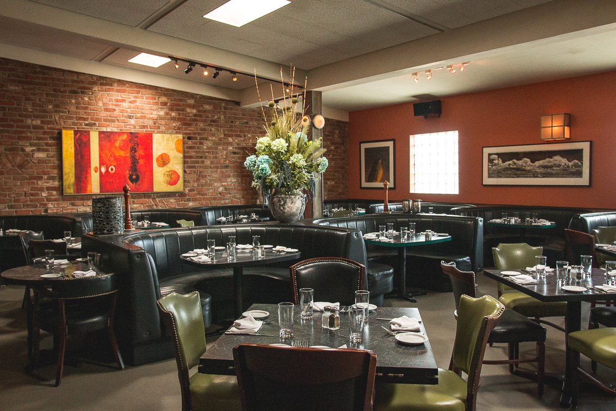 Interior at Kingfisher (Credit: Jackie Tran)
