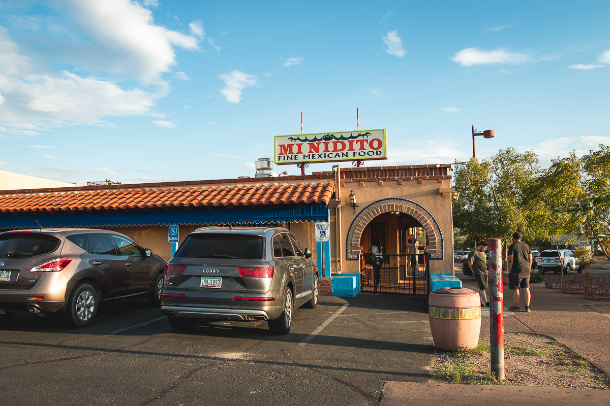 Facade at Mi Nidito