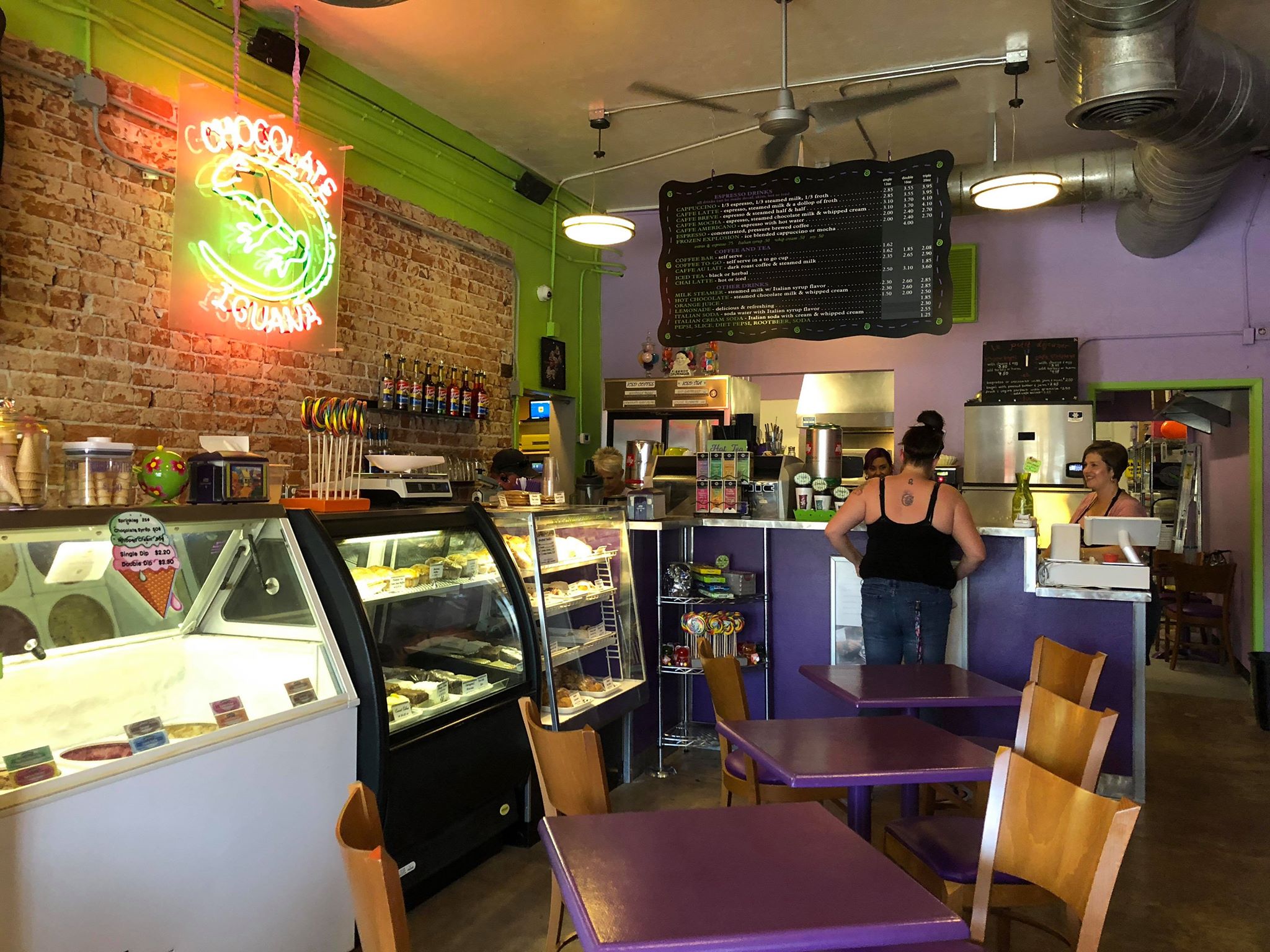 Interior at the Chocolate Iguana on 4th (Credit: Melissa Stihl)