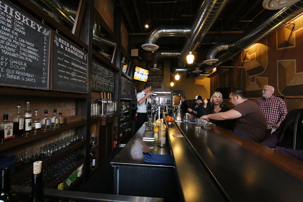 Happy hour at Good Oak Bar (Credit: Adam Lehrman)