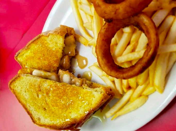 Elvis's Favorite at Little Anthony's Diner (Credit: Melissa Stihl)