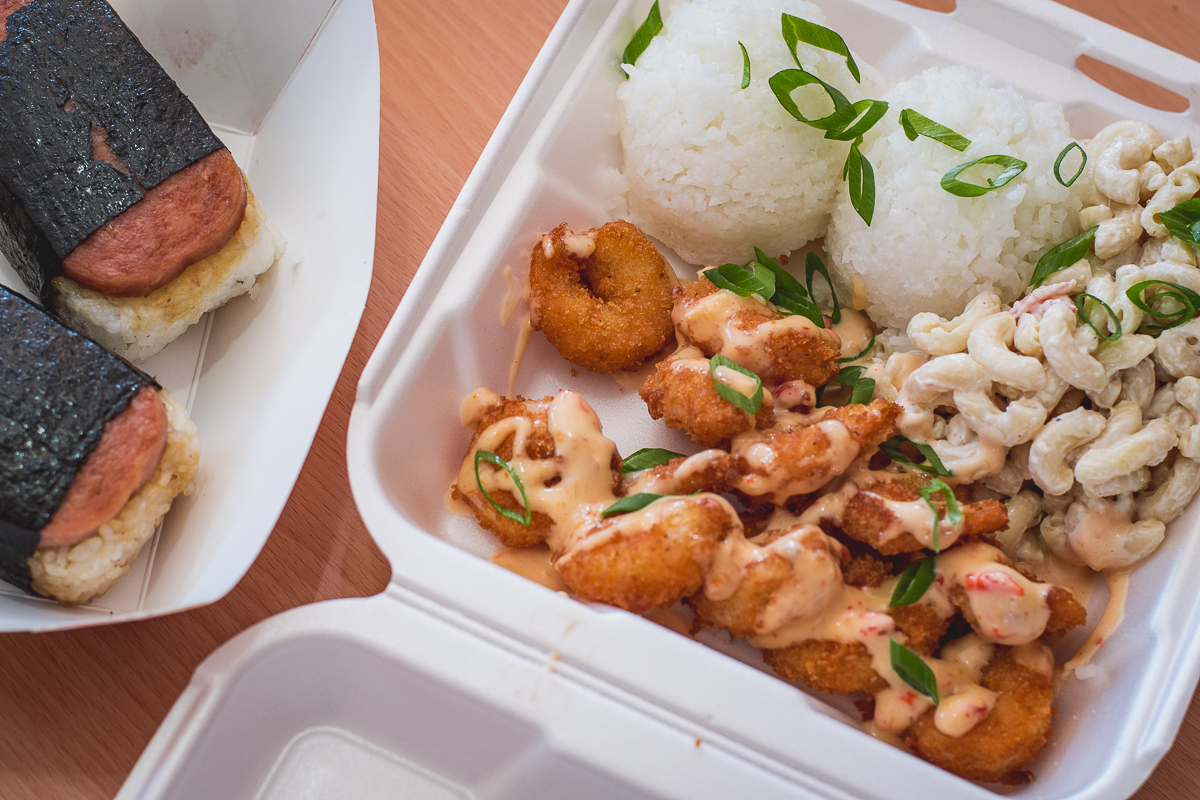 Spam musubi and Bang Shrimp at Solid Grindz (Credit: Jackie Tran)