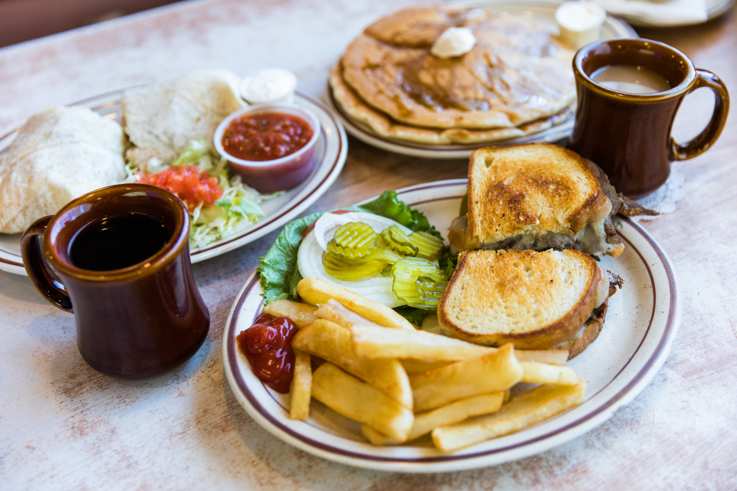 Mr. G’s Roast Beef Heaven at Omar's Hi-Way Chef Restaurant (Credit: Taylor Noel Photography)