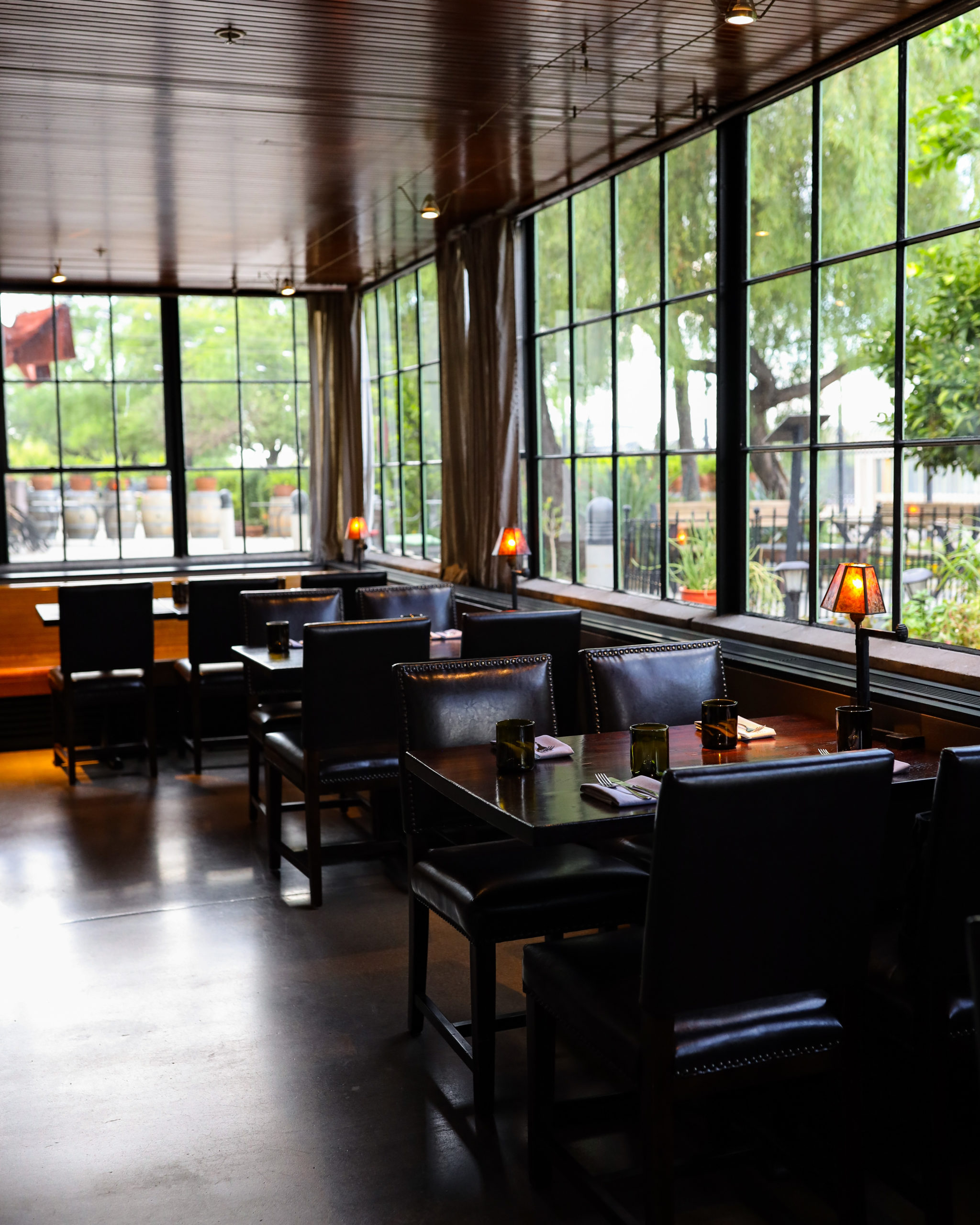 Dining room at Maynards (Photo by Natalie Moe)