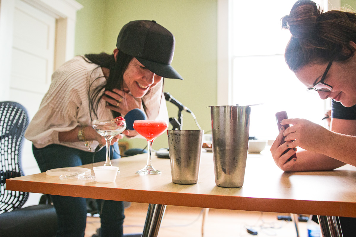 Jennifer Teufel Schoenberger and Melissa Stihl for Around the Table (Credit: Jackie Tran)